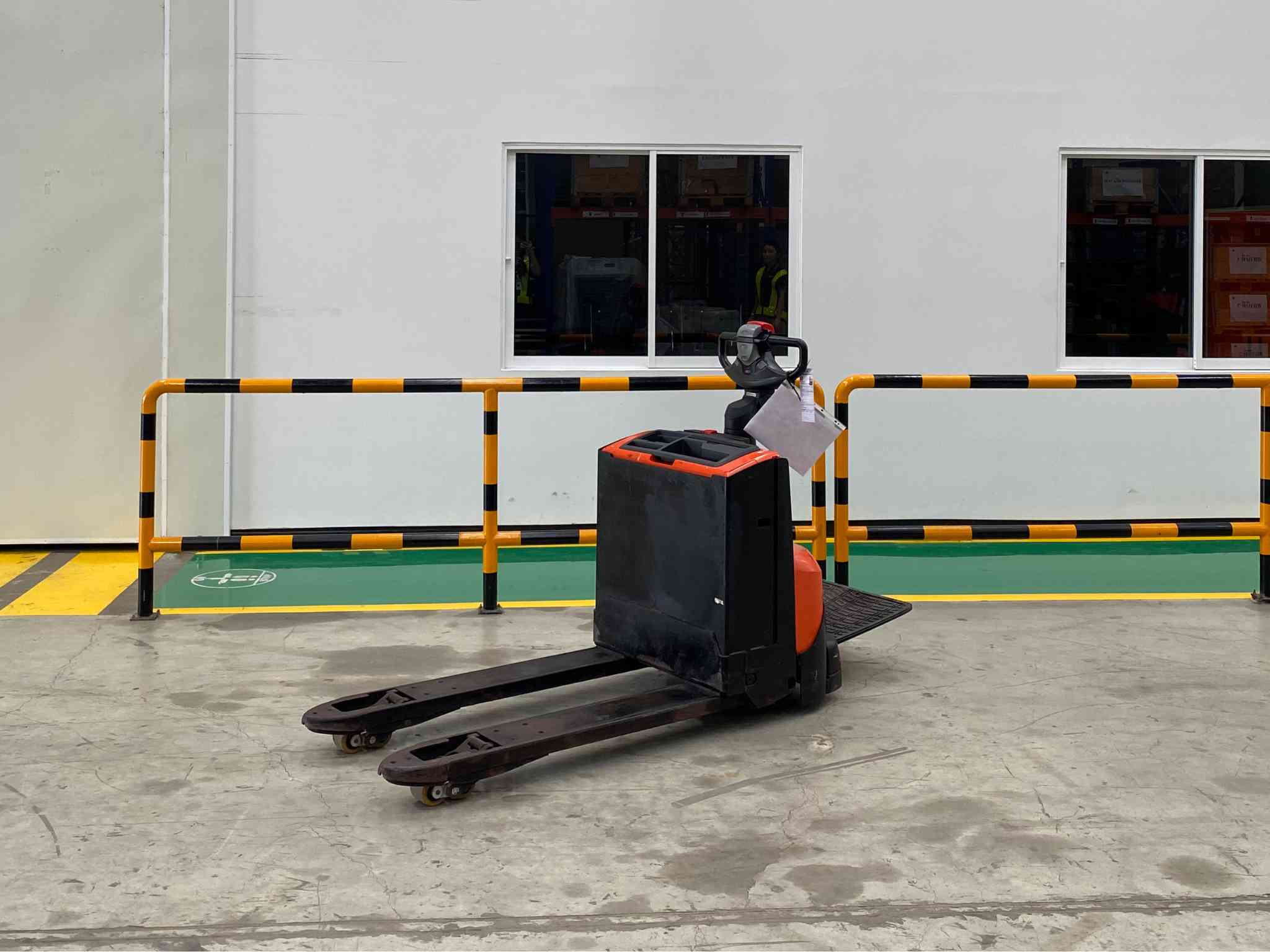 Bt Lwe200p 6633xxx P01